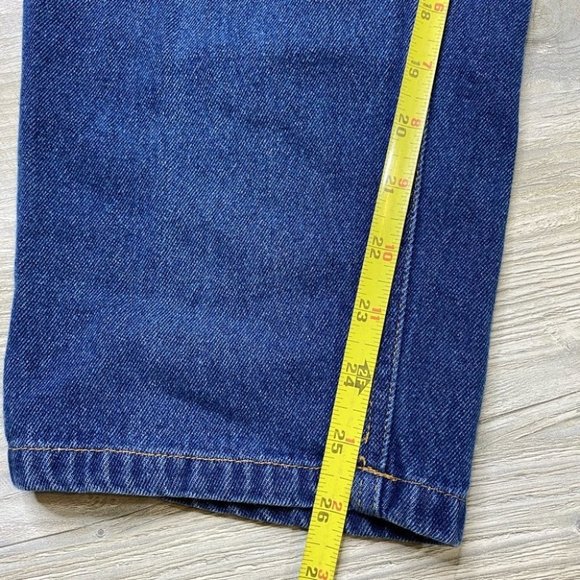 Vintage Hunter’s Run High Rise Mom Jeans - Picture 9 of 10